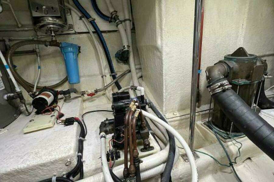 1998 Hyatt 51 Aft Cabin MY