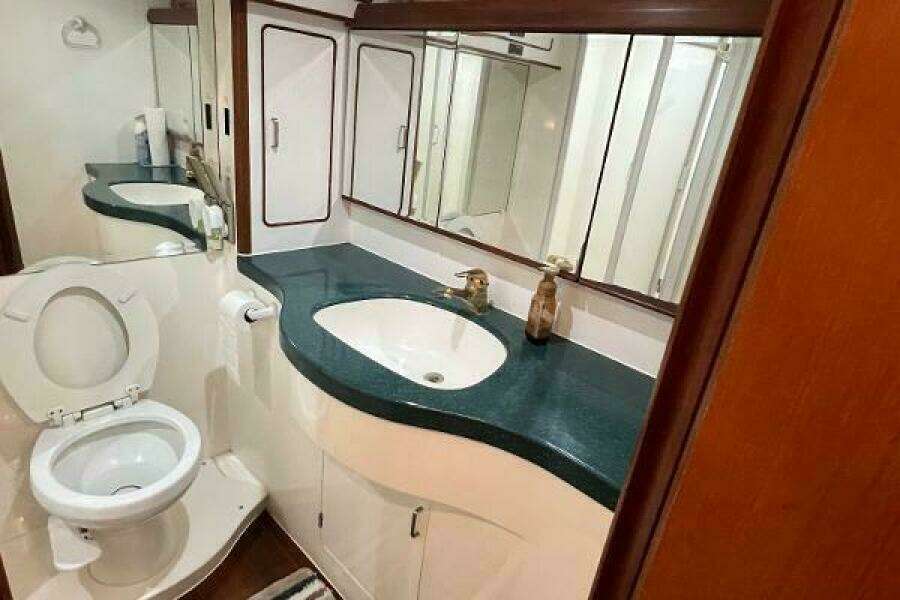 1998 Hyatt 51 Aft Cabin MY