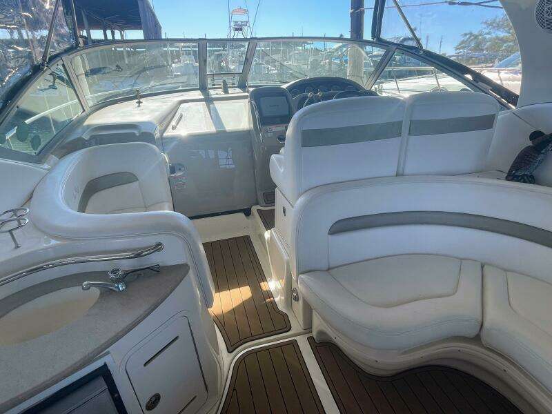 2006 Sea Ray 320 Sundancer