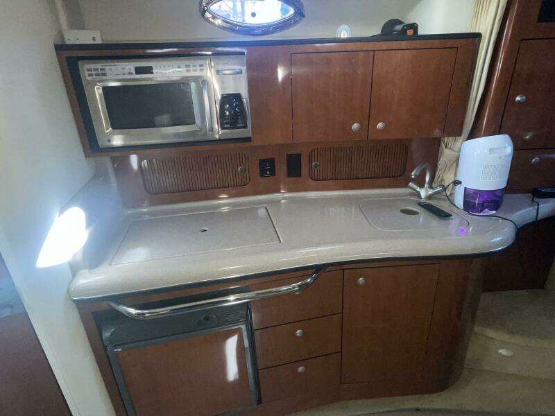 2006 Sea Ray 320 Sundancer