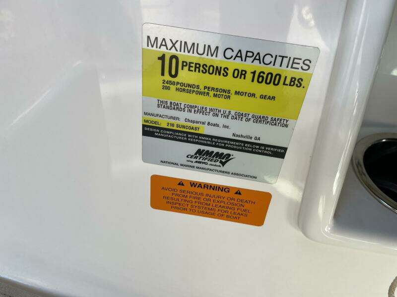 2016 Chaparral 210 Suncoast