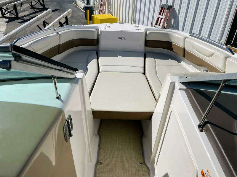 2016 Chaparral 210 Suncoast