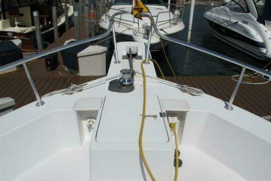 1999 Mainship 350