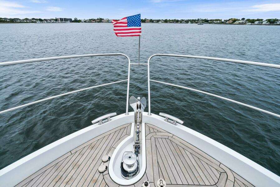 2025 Sunseeker 55 Manhattan