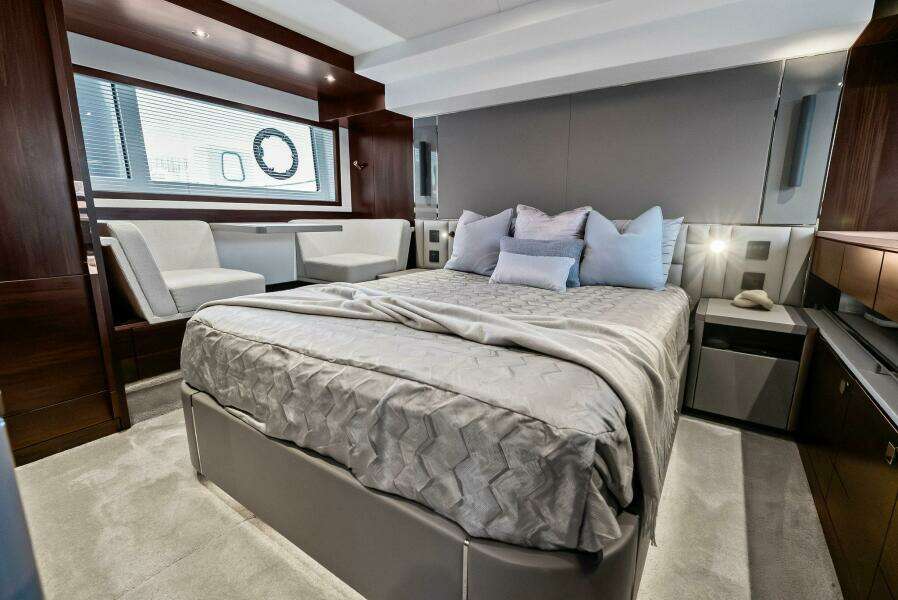 2025 Sunseeker 55 Manhattan