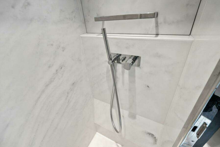 2025 Sunseeker 55 Manhattan