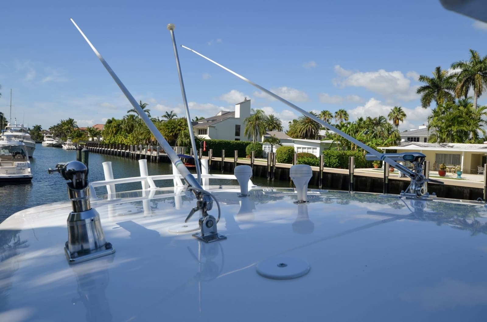 2013 Intrepid 300 Center Console