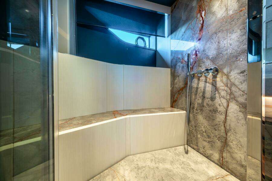 2025 Ferretti Yachts Ferretti 940