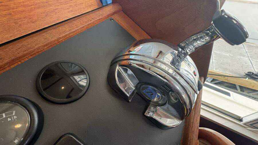 Electronics & Navigation Equipment