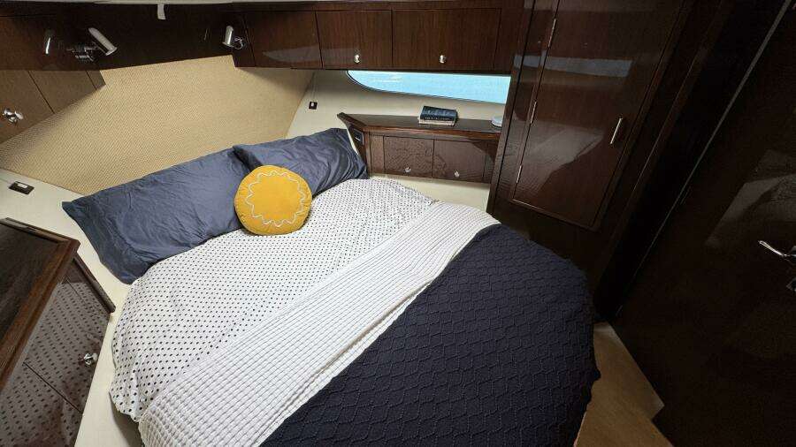 Forward VIP Centerline Queen