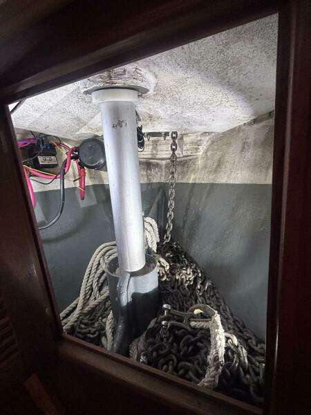 1999 Island Packet 320