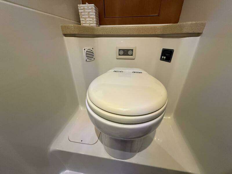 2007 Chris-Craft Roamer 40