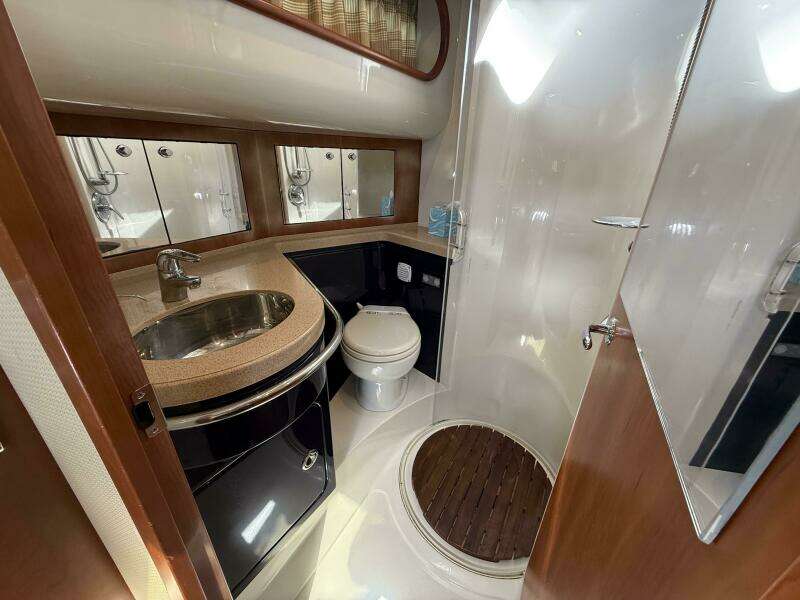 2007 Chris-Craft Roamer 40