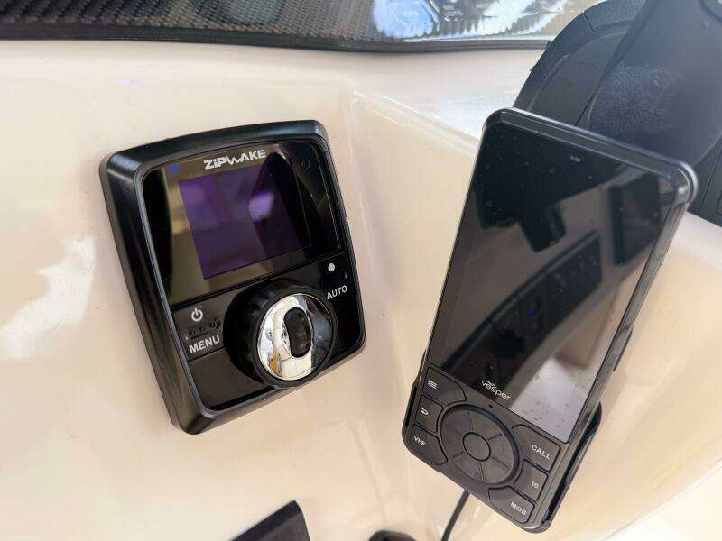 2022 Grady-White Canyon 456