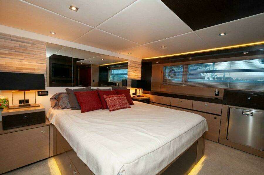 2019 Cruisers Yachts 60 Cantius- AFTER FIVE