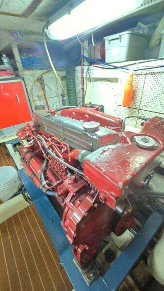 1987 DeFever 48 Tri Cabin