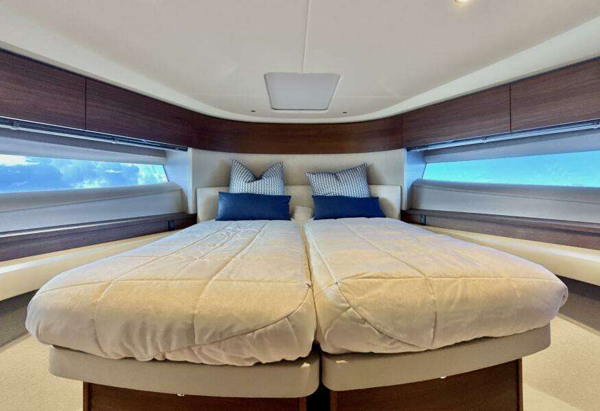 Princess 50 - VIP Stateroom