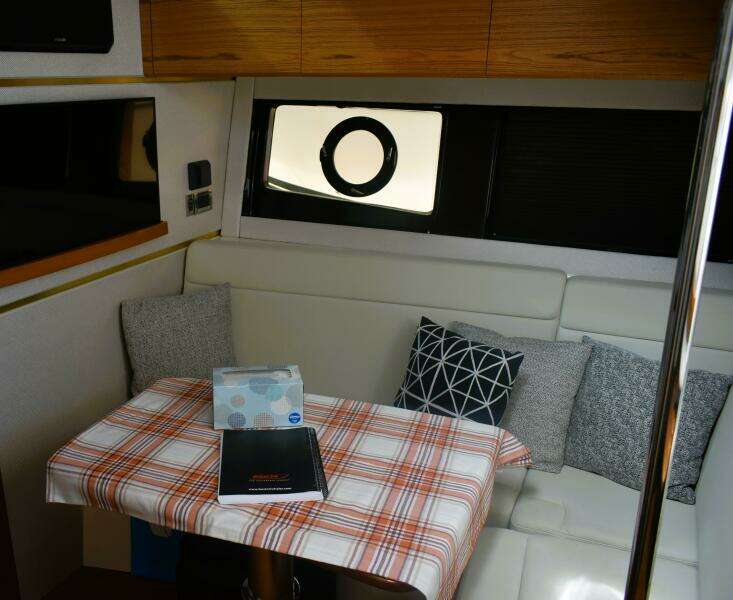 2023 Boston Whaler 405 Conquest