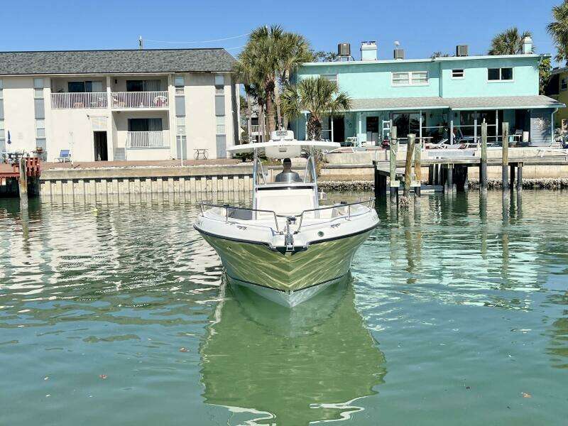 2005 Century 3200 Center Console