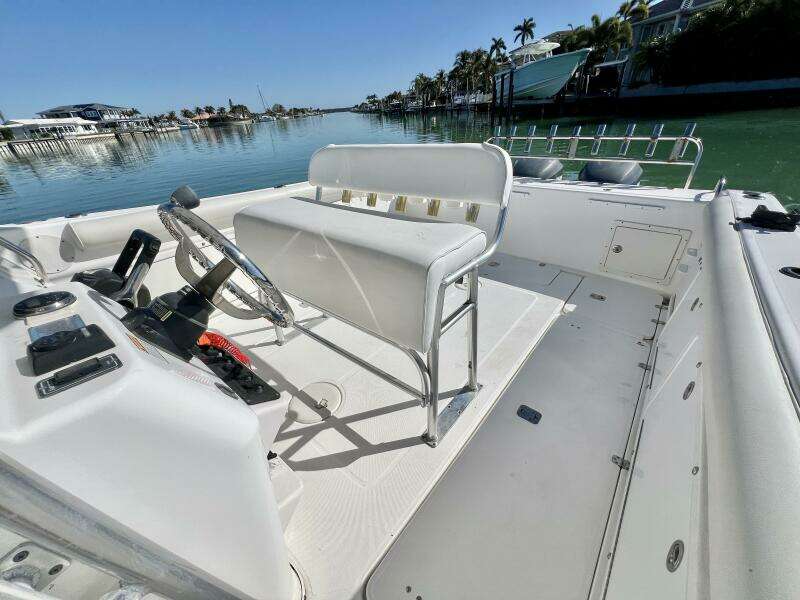 2005 Century 3200 Center Console