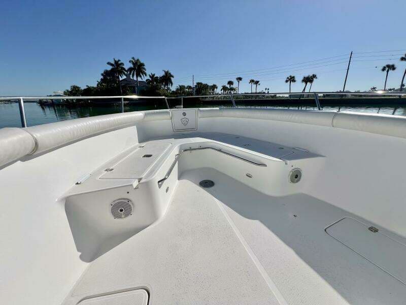 2005 Century 3200 Center Console