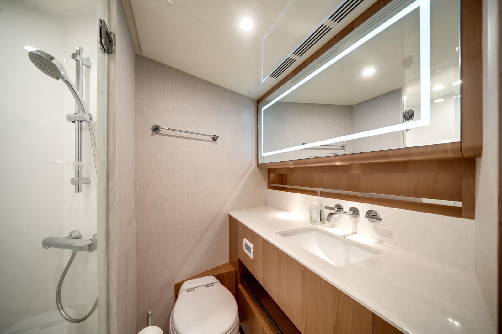 2025 Ocean Alexander 28L