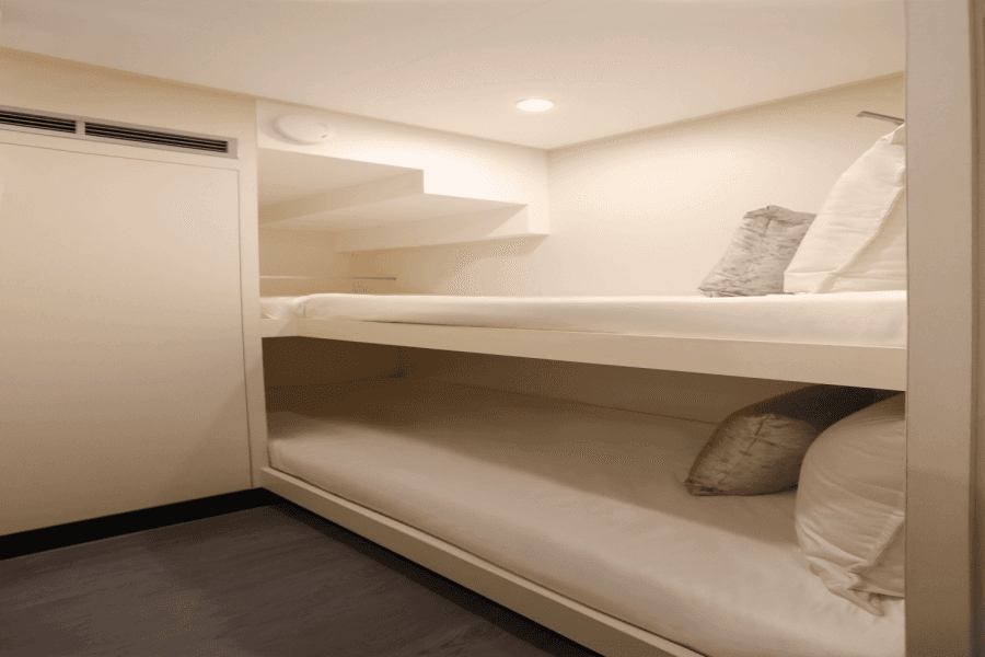 2025 Ocean Alexander 28L