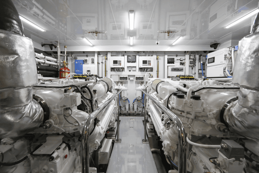 2025 Ocean Alexander 28L