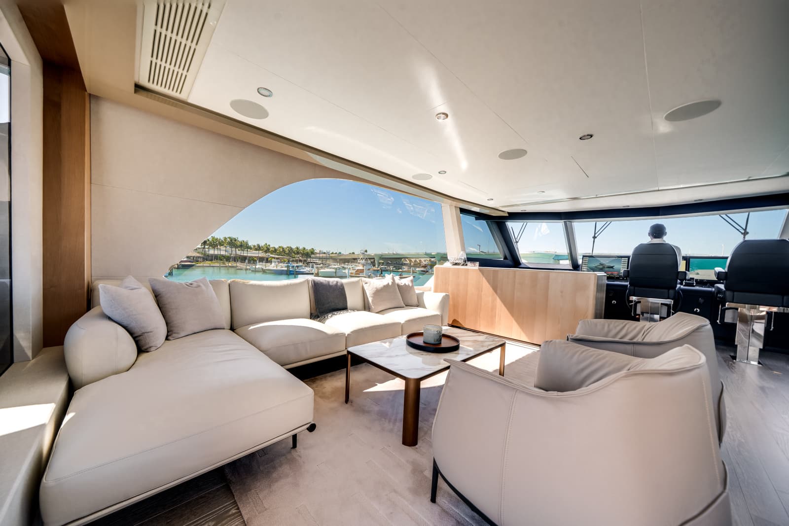 2025 Ocean Alexander 28L