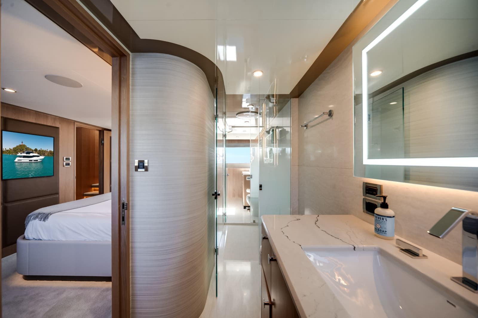 2025 Ocean Alexander 28L