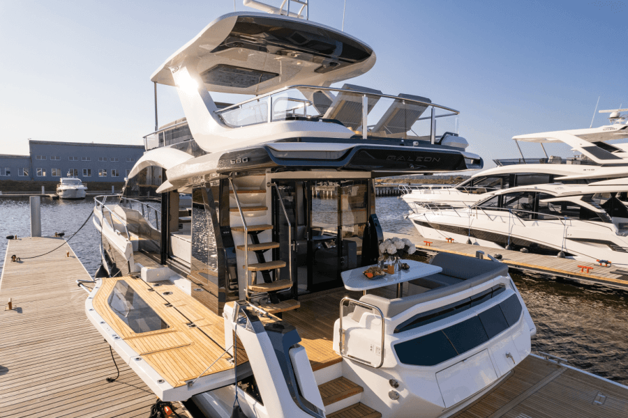 2025 Galeon 560 FLY
