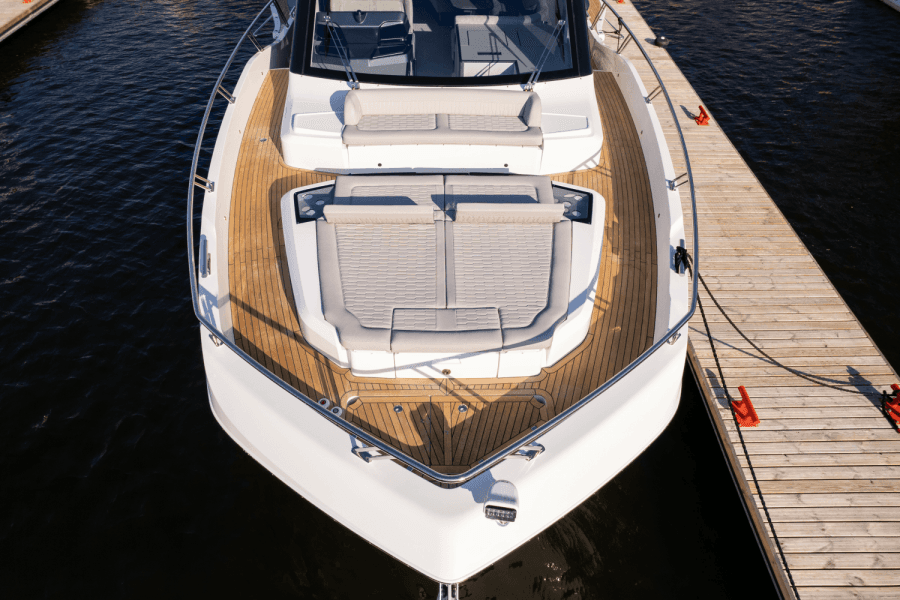 2025 Galeon 560 FLY
