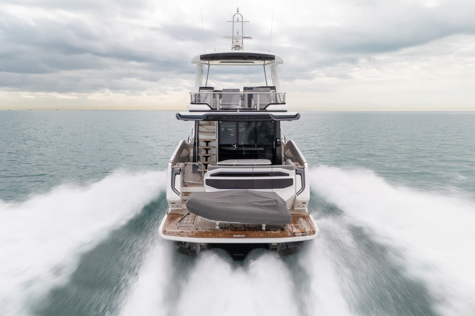 2025 Galeon 560 FLY