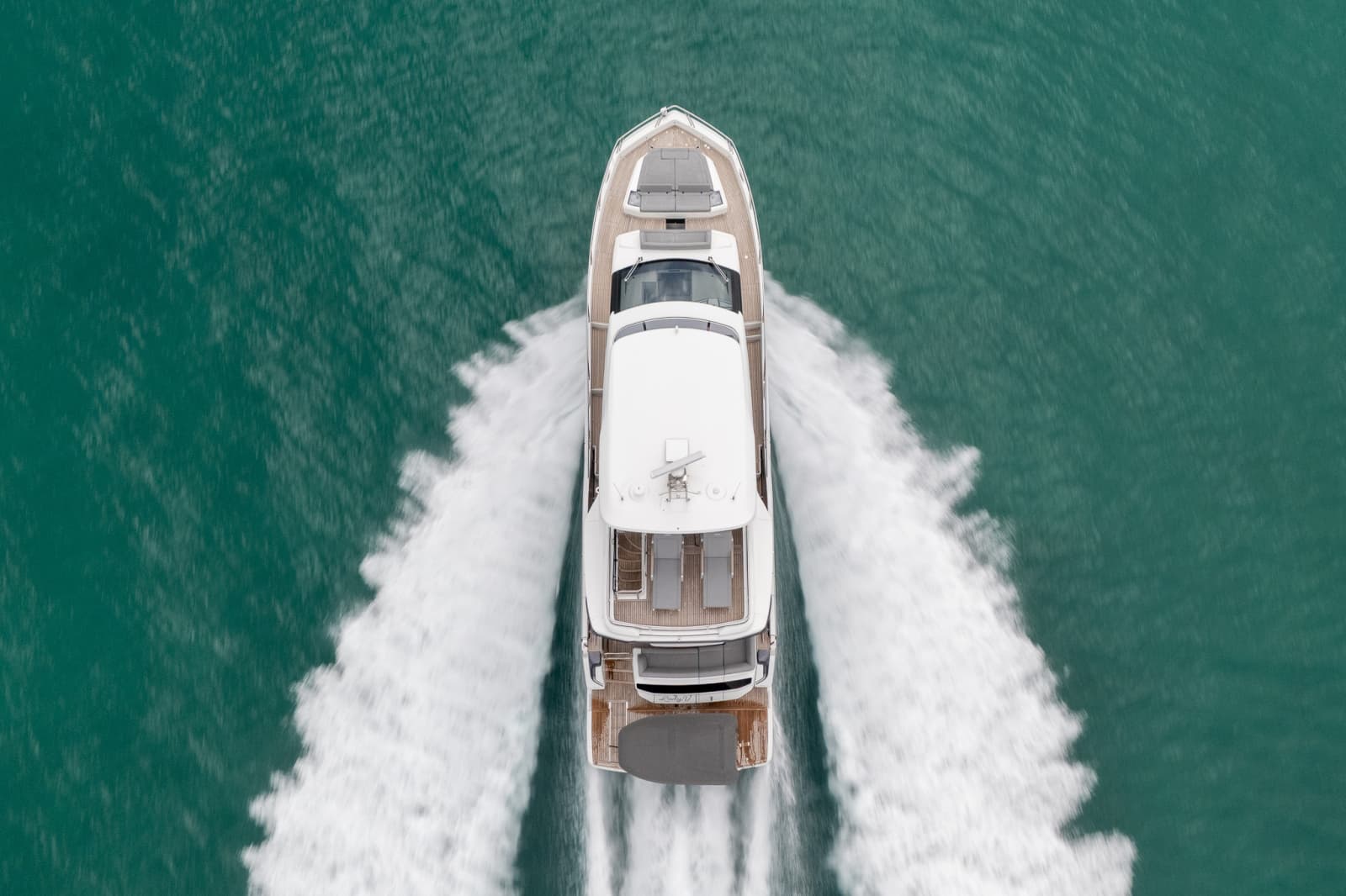 2025 Galeon 560 FLY