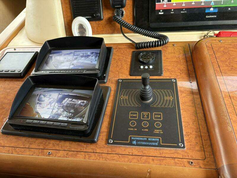 1999 Ferretti Yachts 80 RPH