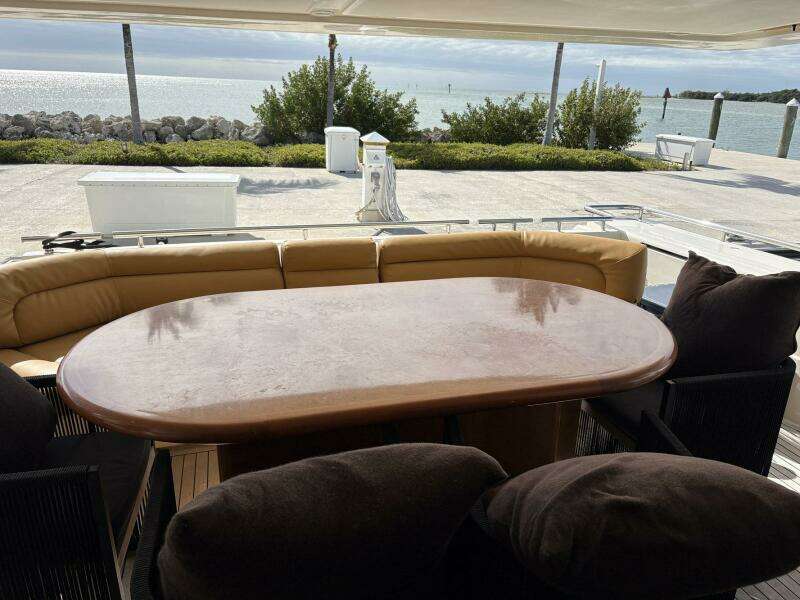 1999 Ferretti Yachts 80 RPH