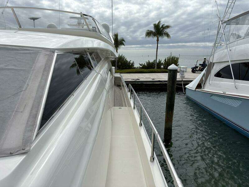 1999 Ferretti Yachts 80 RPH