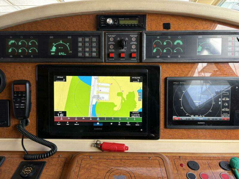 1999 Ferretti Yachts 80 RPH