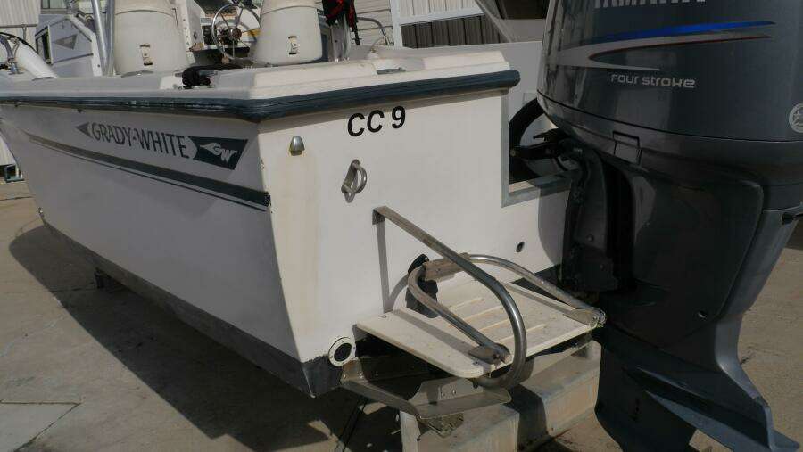 1987 Grady-White 20 Overnighter