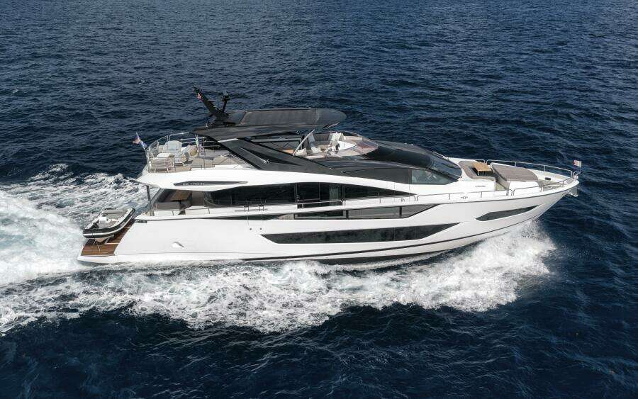 2026 Sunseeker 88 Yacht