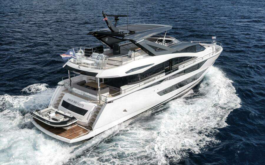 2026 Sunseeker 88 Yacht