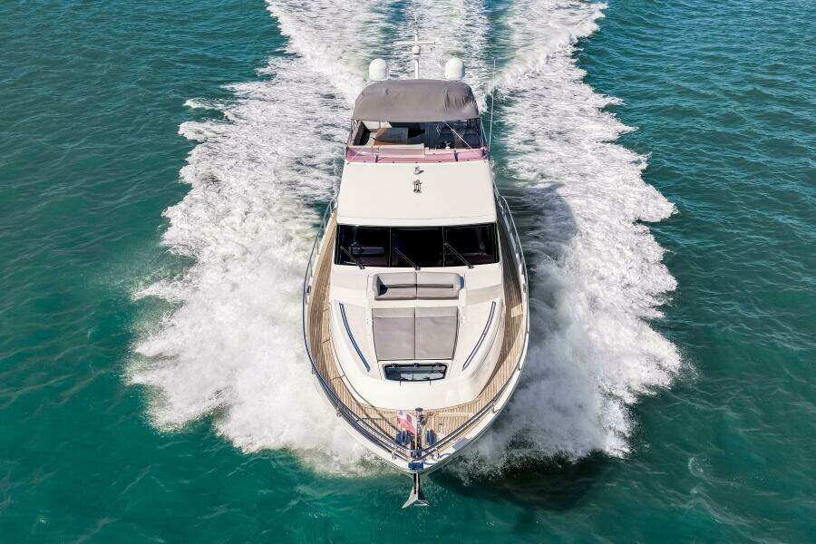 2014 Princess Y72