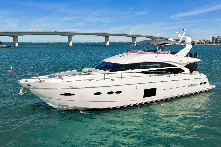 2014 Princess Y72