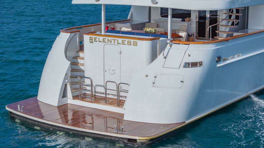 2001 Trinity Yachts Tri-Deck MY