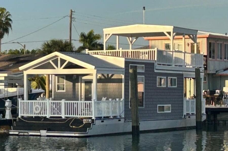 2019 Harbor Home Cozy Cottage 52' x 16' Tiny Boat