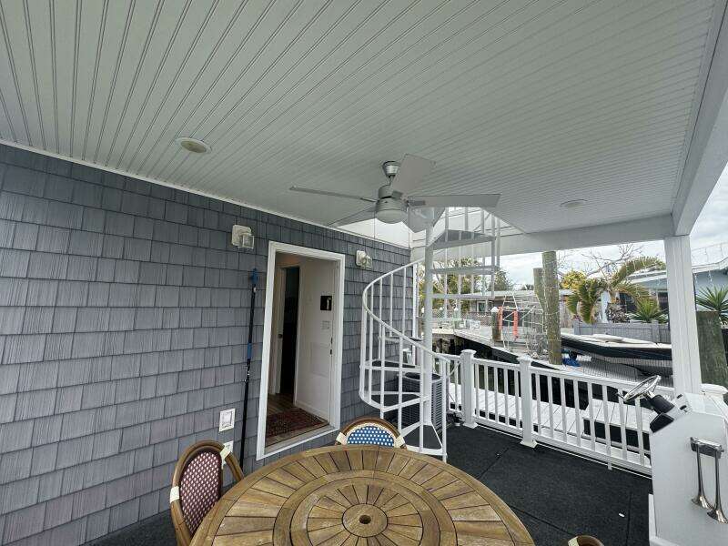 2019 Harbor Home Cozy Cottage 52' x 16' Tiny Boat