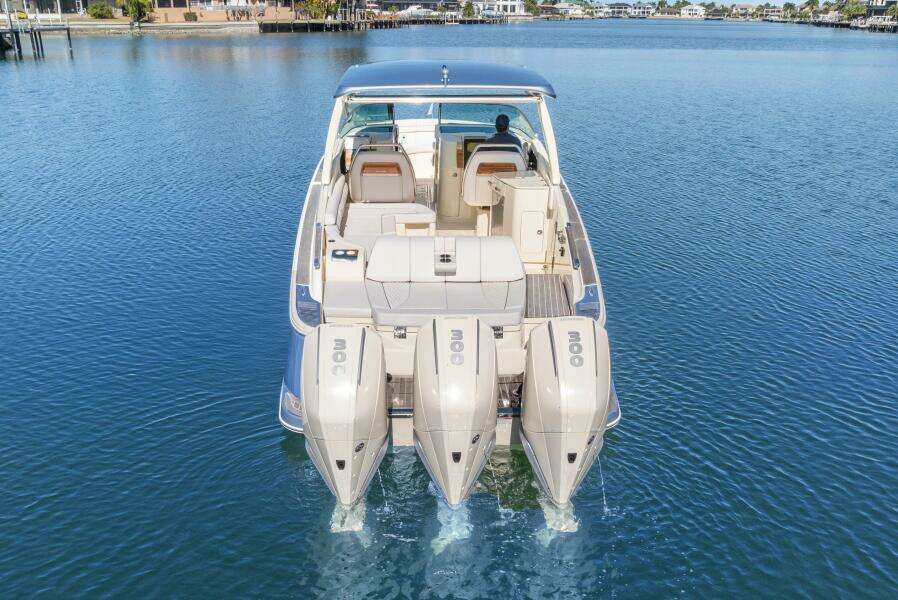 2021 Chris-Craft Launch 35 GT OB