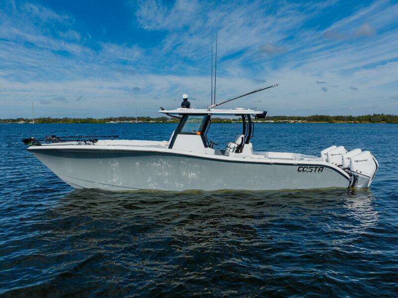 2024 Costa Custom 34 SV