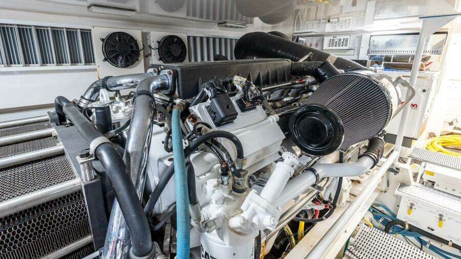 2007 Viking 64 Convertible