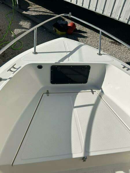 2001 Key West 1900 Sportsman